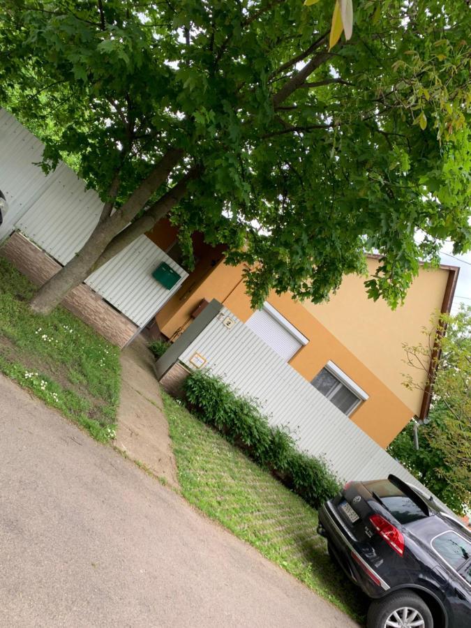 Eötvös Vendégház Hajdúszoboszló Kültér fotó